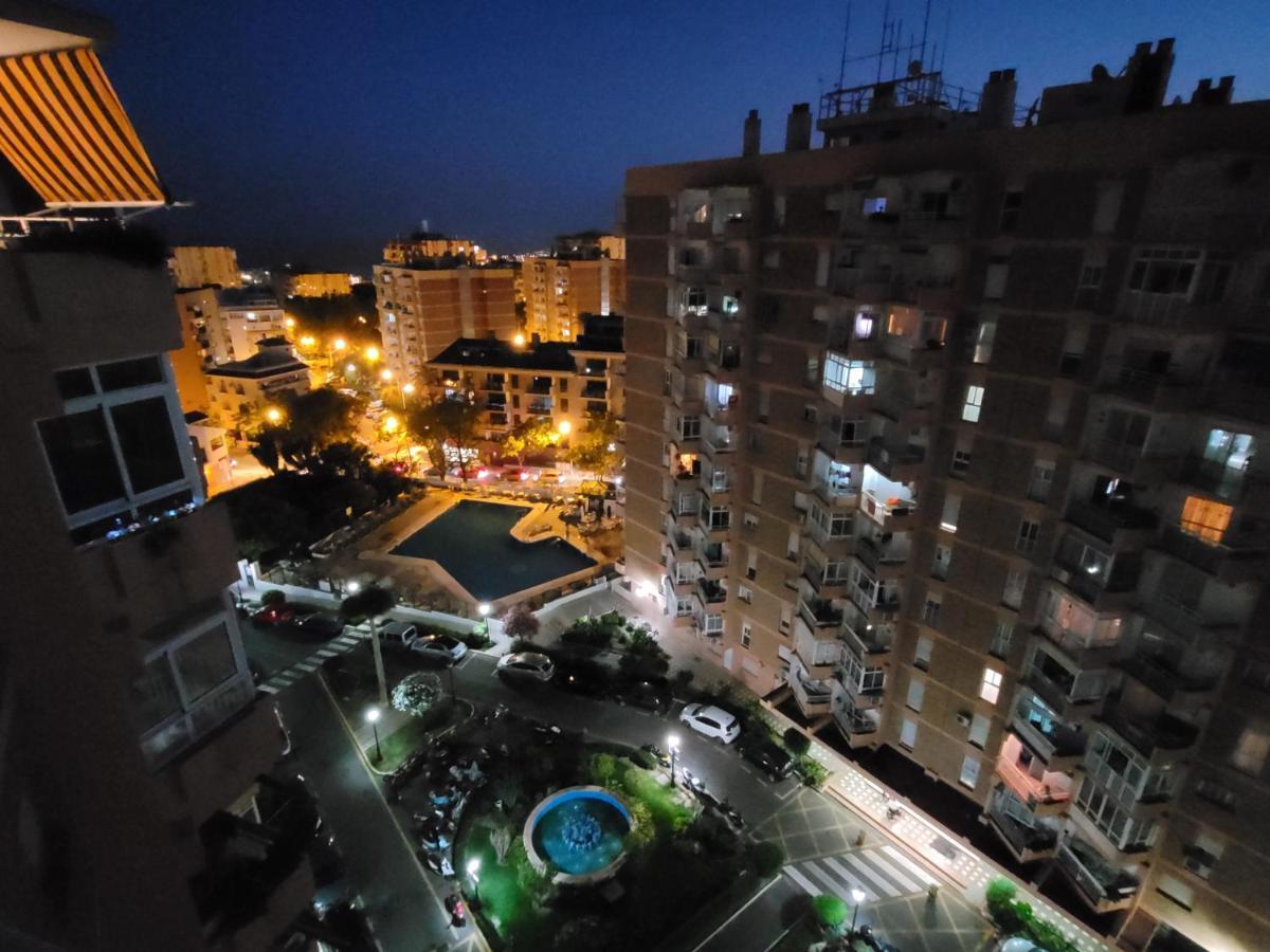 Attico Acuario, 2 Bathrooms Top Floor Appartment With Sea And Mountain Views Benalmádena Eksteriør bilde