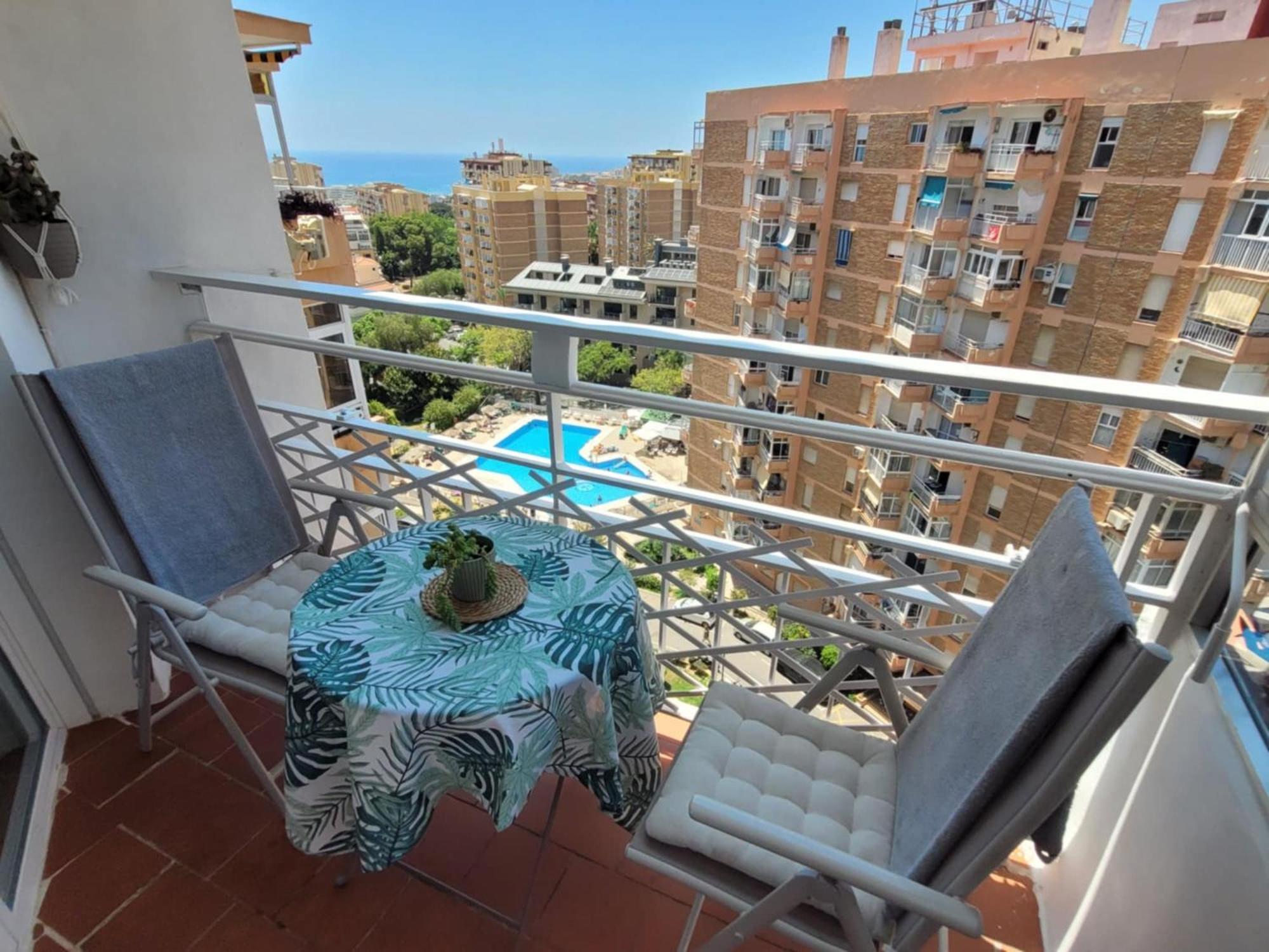 Attico Acuario, 2 Bathrooms Top Floor Appartment With Sea And Mountain Views Benalmádena Eksteriør bilde